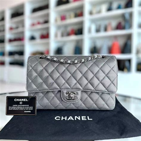 chanel pixelated gold flap